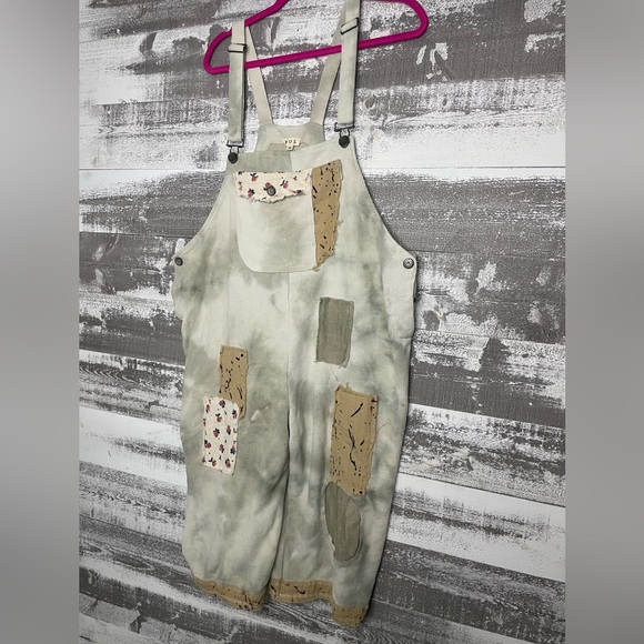 POL Ribbed Knit Crop Overalls - Picture 6 of 12